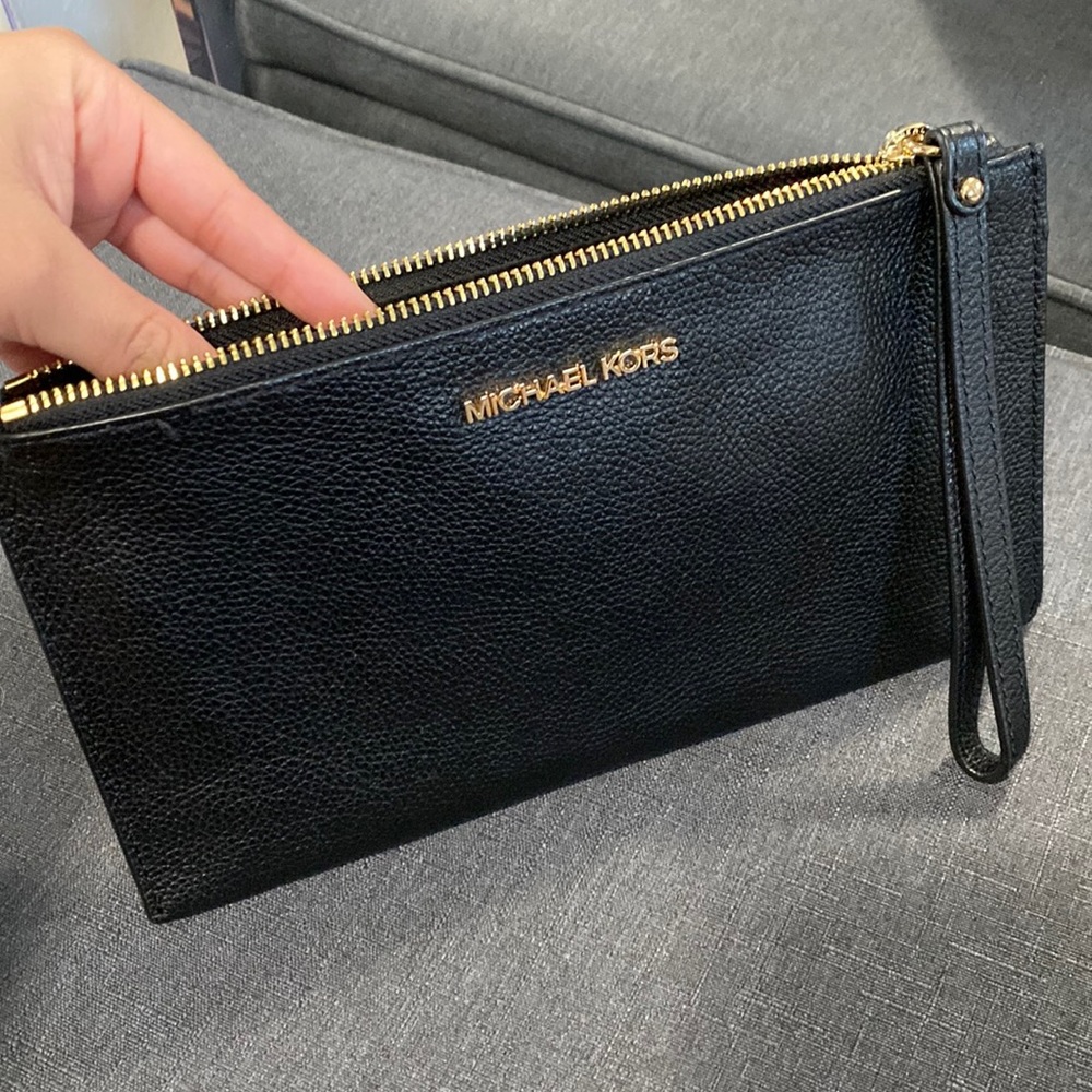 Michael Kors wallet